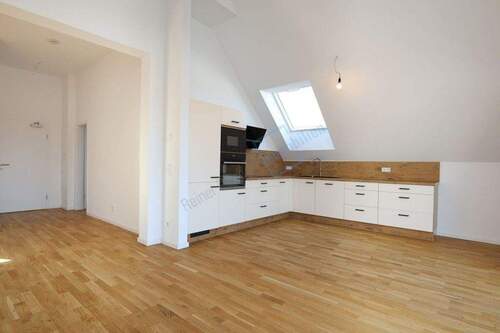 OFFENE EINBAUKÜCHE - 3 Zimmer Etagenwohnung zur Miete in Pfungstadt