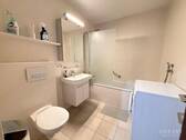 Badezimmer - Etagenwohnung mit 60,00 m&sup2; in Stuttgart zur Miete