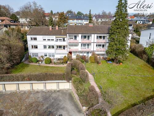 Hausansicht - 2 Zimmer Mehrfamilienhaus, Wohnhaus zum Kaufen in Waiblingen