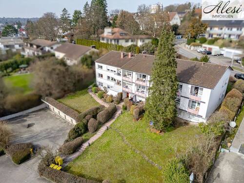Hausansicht - 2 Zimmer Mehrfamilienhaus, Wohnhaus in Waiblingen