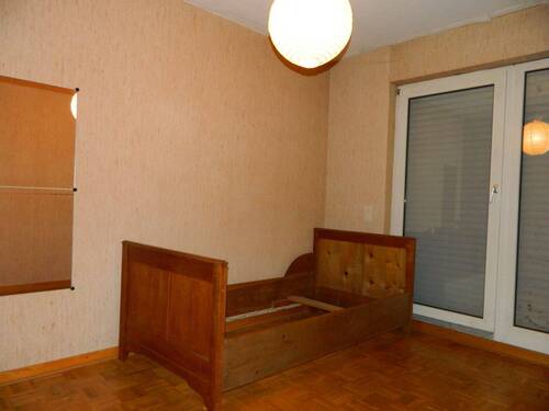 21_DG eins von 6 Zimmern - 