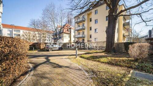 Parkplatz - Etagenwohnung mit 57,50 m&sup2; in Dresden zum Kaufen