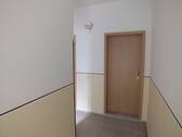 Treppenhaus - Etagenwohnung mit 41,80 m² in Kirchberg zum Kaufen