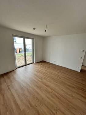 Wohnen/Essen - 2 Zimmer Terrassenwohnung zur Miete in Berlin