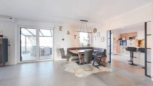 Essbereich - Einfamilienhaus mit 193,10 m&sup2; in Saterland / Strücklingen zum Kaufen