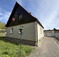 Familienhaus mit tollem Garten und Potenzial! - Rodeberg Lengenfeld unterm Stein