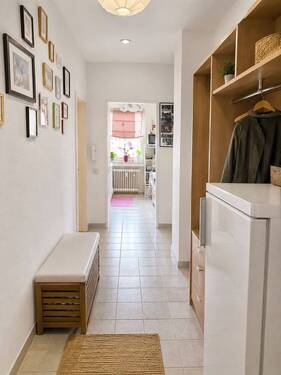 Flur - Attraktive 3-Zimmer-Wohnung mit Balkon und Garage in Sinsheim-Hoffenheim