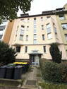 Hausfront - Altbau-Charme Nordstadt: 2-ZKB, Balkon inkl. Einbauküche