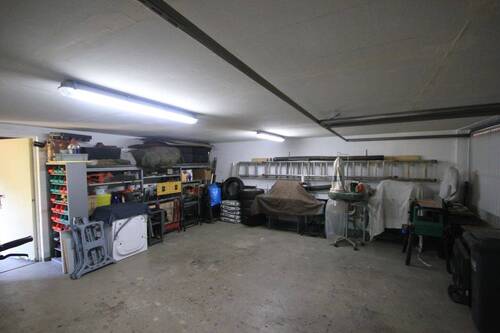 Garage - 