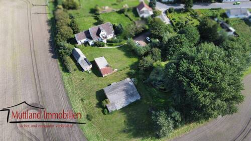 Luftbild - 1 Zimmer Mehrfamilienhaus, Wohnhaus zum Kaufen in Bergen auf Rügen