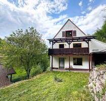 Traumlage an der Wiesent - Zweifamilienhaus mit Burgblick in Gößweinstein