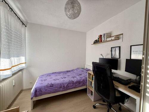 Kinderzimmer / Büro - 3 Zimmer Etagenwohnung in Wehr