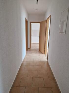 Flur - 2 Zimmer Etagenwohnung zur Miete in Magdeburg