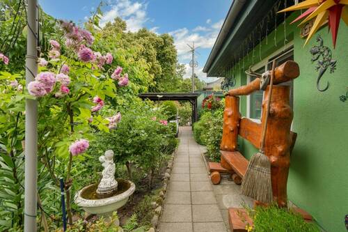 Seitenansicht - 3 Zimmer Bungalow in Berlin