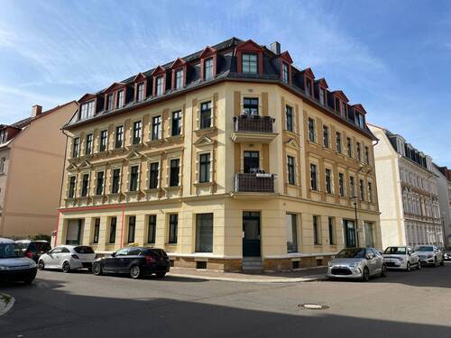 Hermann-Landmann-Straße 8 - 67 m² LadenBüro im Zentrum Markkleebergs mit Parkplatz