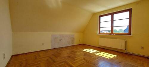 Zimmer 1 OG - 
