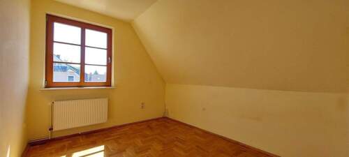 Zimmer 2 OG - 