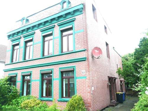 Grundstück mit Innenhof - 