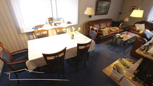 Essbereich mit angrenzendem Wohnbereich - 