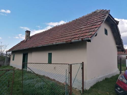 Lehmhaus - 2 Zimmer Mehrfamilienhaus, Wohnhaus in Nagykanizsa