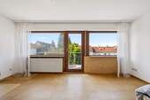 Schlafzimmer mit Balkon - 