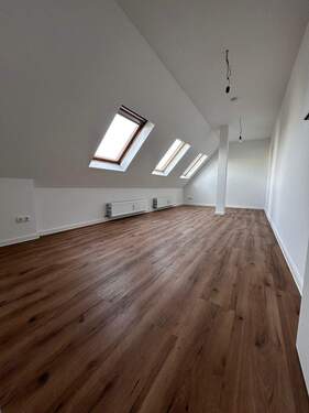 Schlafzimmer - 1 Zimmer Etagenwohnung zur Miete in Dietzenbach