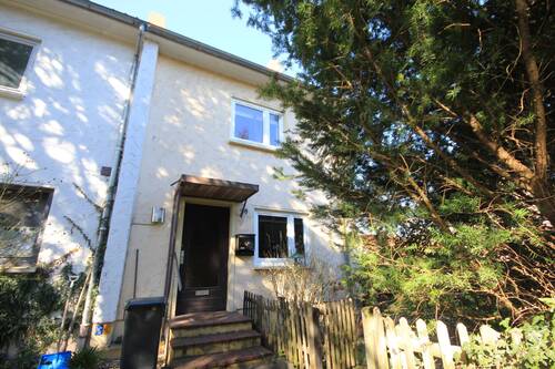 Eingangsbereich - 3 Zimmer Reihenendhaus in Verden