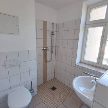 Bad.jpg - Etagenwohnung mit 50,10 m&sup2; in Taucha zur Miete
