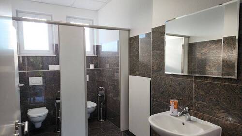WC - 
