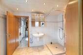 Badezimmer EG - 