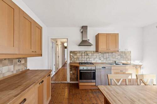 Küche - 6 Zimmer Einfamilienhaus in Berlin