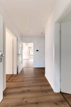 Flur - Etagenwohnung mit 85,00 m&sup2; in Gärtringen zur Miete