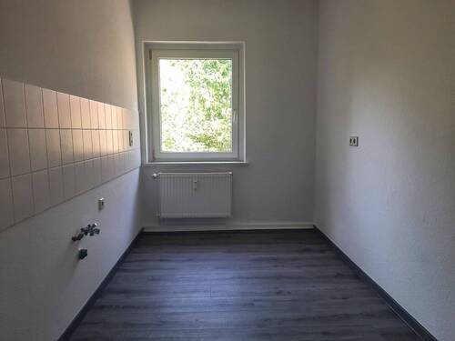 Küche.jpg - 3 Zimmer Etagenwohnung in Taucha