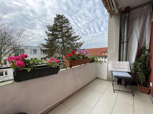 Balkon - 3 Zimmer Etagenwohnung in Elmshorn