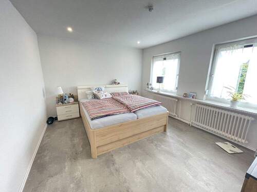 Schlafzimmer EG - 