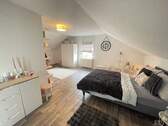 Schlafzimmer DG - 