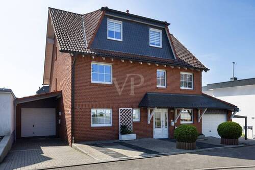 Vorderansicht - 5 Zimmer Doppelhaushälfte zum Kaufen in Velbert