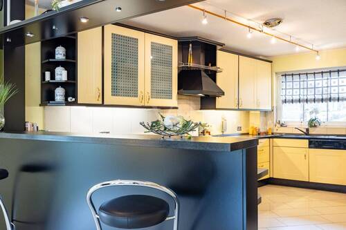 Offener Küchenbereich - Doppelhaushälfte mit 196,00 m&sup2; in Velbert zum Kaufen