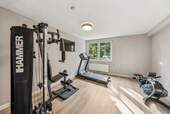 Schlafzimmer V /Fitnessraum OG - 