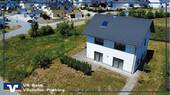 Titelbild - MODERNES WOHNEN IM NEUBAUGEBIET: NEUWERTIGES EINFAMILIENHAUS IN WINDORF!
