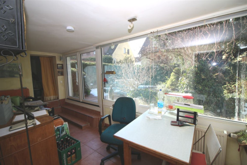 Zimmer UG - 1 Zimmer Mehrfamilienhaus, Wohnhaus in Stuttgart