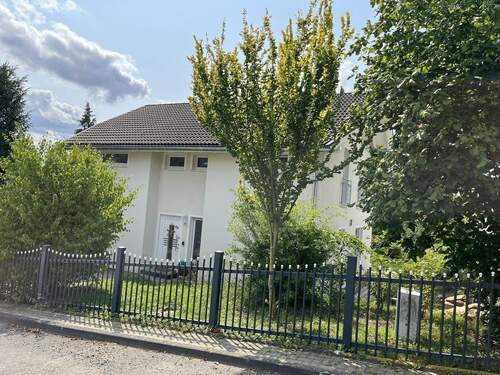 Strassenansicht - Einfamilienhaus mit 155,00 m&sup2; in Kassel zum Kaufen