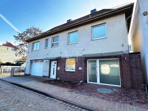 Aussenansicht 1 - Mehrfamilienhaus, Wohnhaus mit 275,00 m&sup2; in Celle zum Kaufen