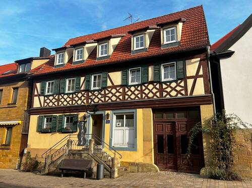 Außenansicht - 1 Zimmer Hotel, Pension, Gasthof zum Kaufen in Hofheim in Unterfranken