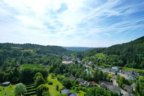 Muellenborn 3.JPG - 7 Zimmer Mehrfamilienhaus, Wohnhaus in Gerolstein