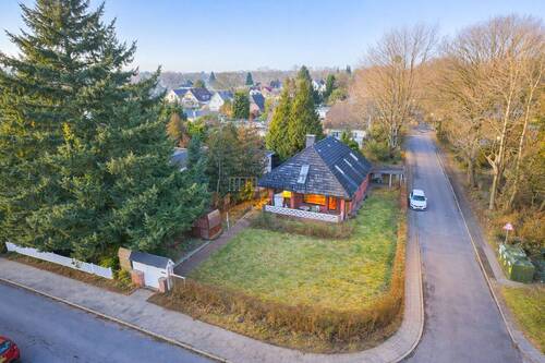 Außenansicht - 8 Zimmer Mehrfamilienhaus, Wohnhaus zum Kaufen in Sasel