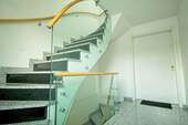wunderschönes Treppenhaus - 2 Zimmer Etagenwohnung zur Miete in München