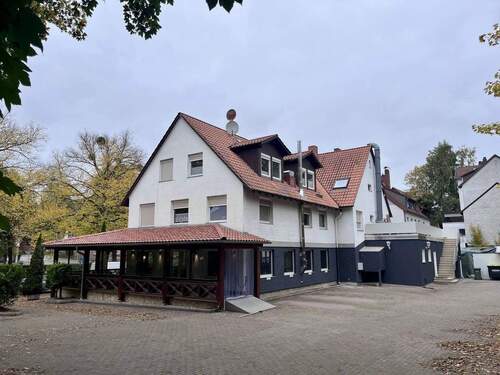Außenansicht 1 - Mehrfamilienhaus, Wohnhaus mit 868,00 m&sup2; in Bad Salzdetfurth zum Kaufen
