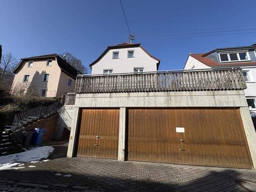 Große Garage mit Dachterrasse - 5 Zimmer Einfamilienhaus zum Kaufen in Erolzheim