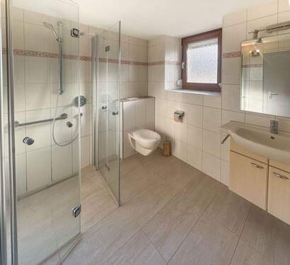 Duschbad - Bauernhaus, Landhaus mit 91,00 m&sup2; in Rengsdorf zum Kaufen